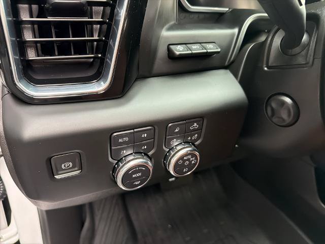 Used 2023 GMC Sierra 1500 Denali Ultimate AWD/4WD image 27