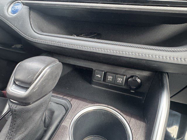 Used 2021 Toyota Highlander Platinum image 23