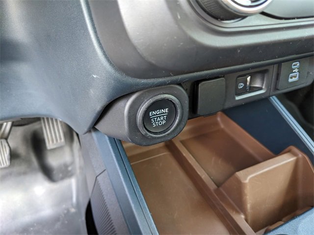 Certified 2023 Ford Maverick Lariat image 25