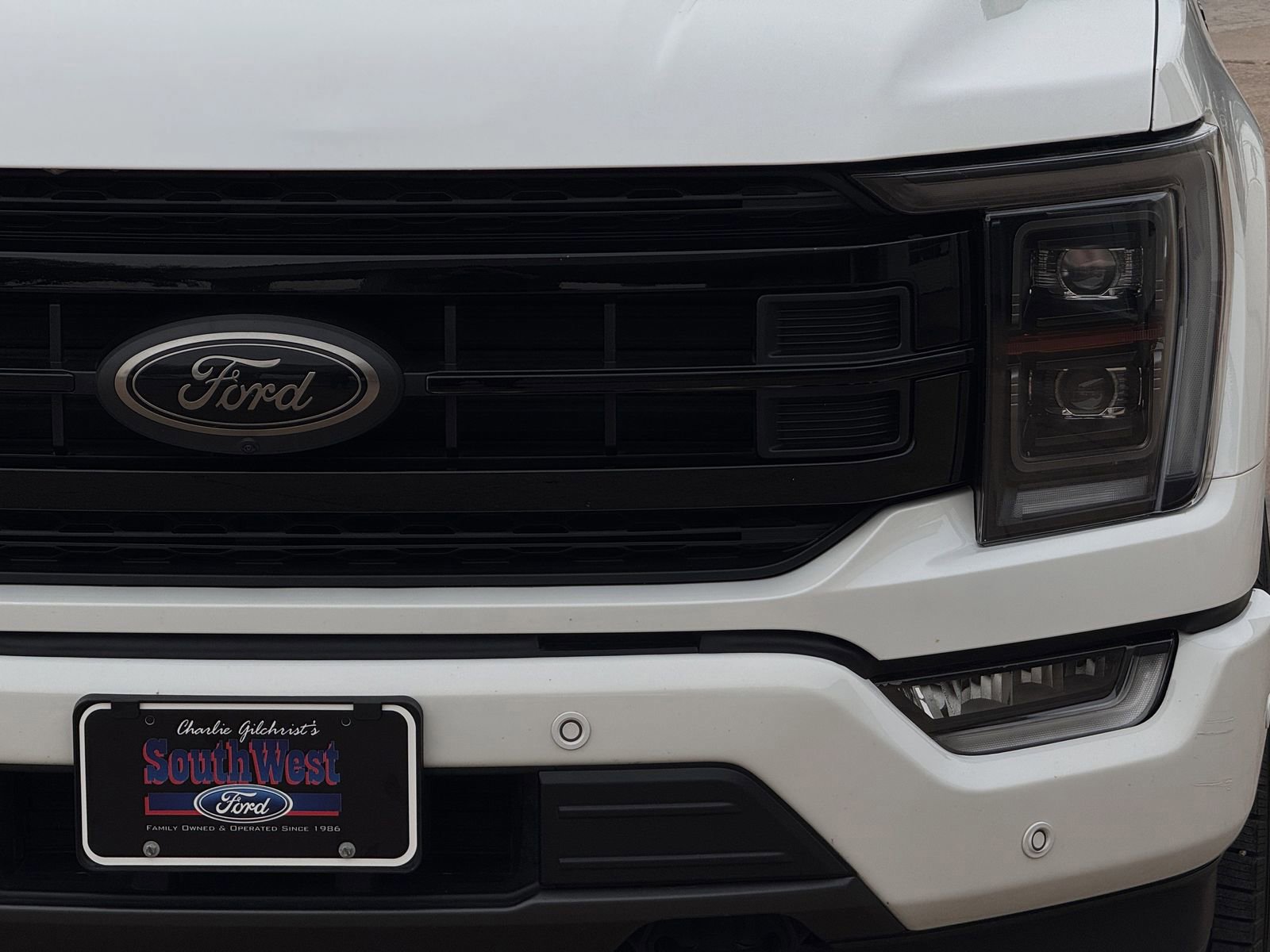 Certified 2022 Ford F150 Platinum w/ Equipment Group 701A High image 8