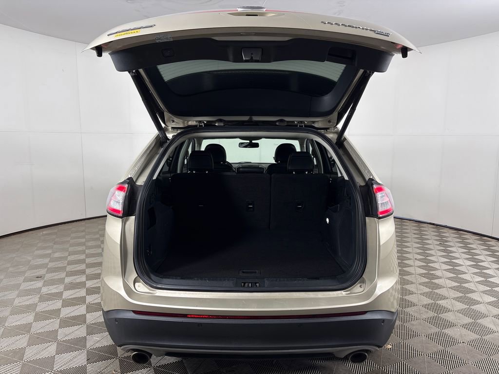 Certified 2018 Ford Edge Titanium w/ Equipment Group 301A image 29