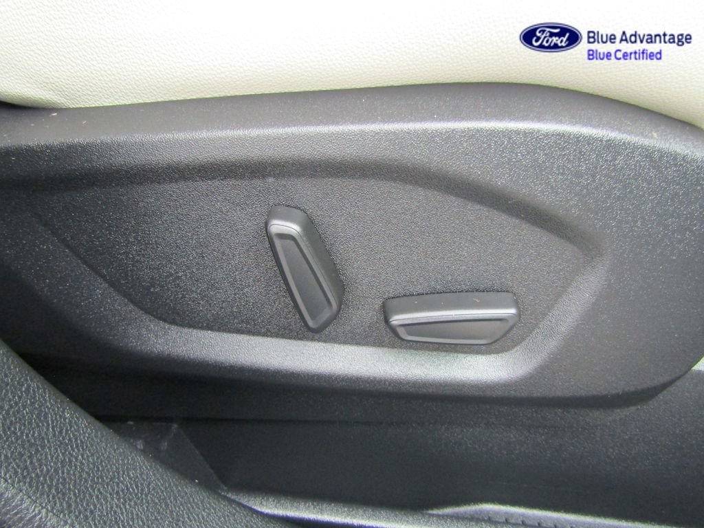 Certified 2024 Ford Edge Titanium w/ Equipment Group 301A AWD/4WD image 42