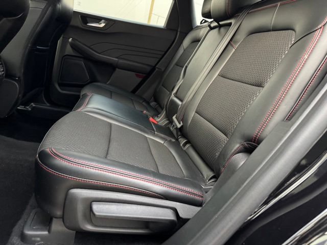 Certified 2023 Ford Escape ST-Line w/ Tech Pack #1 AWD/4WD image 8