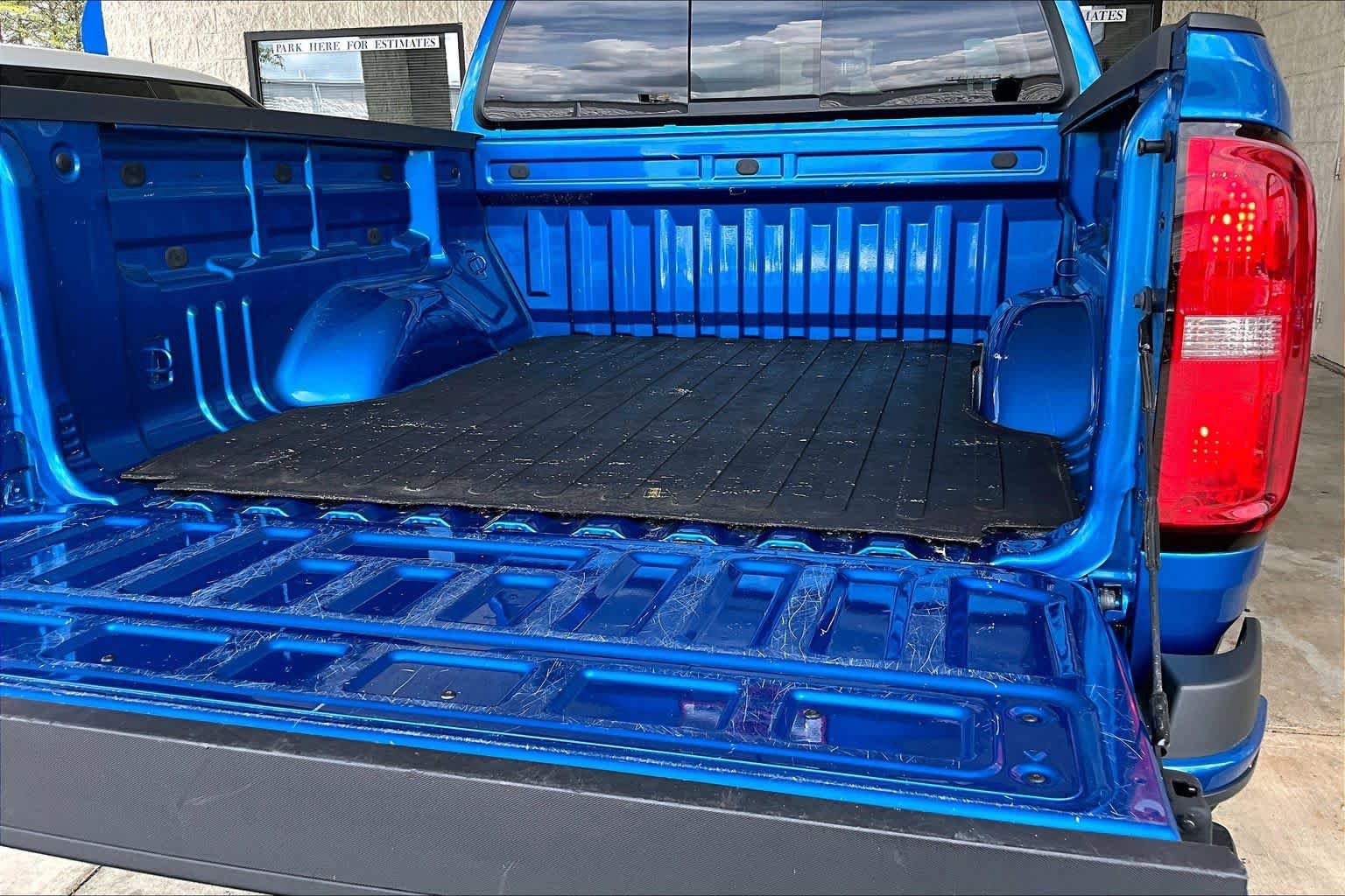 Used 2022 Chevrolet Colorado LT w/ LT Convenience Package RWD image 32