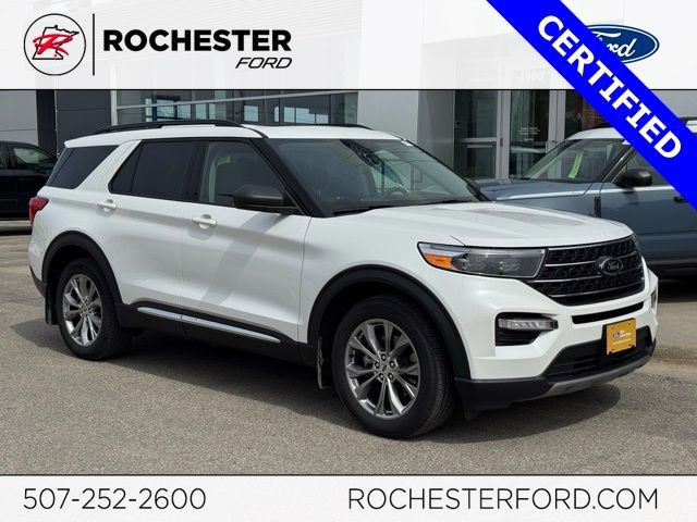 Certified 2022 Ford Explorer XLT w/ Equipment Group 202A AWD/4WD image 4