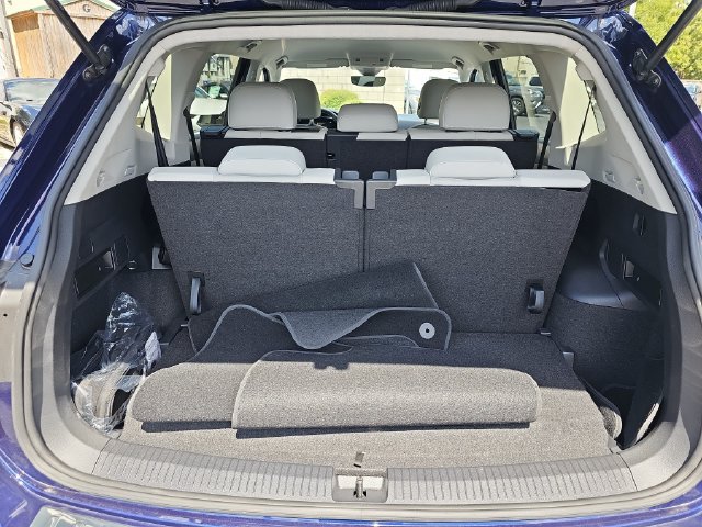 Used 2023 Volkswagen Tiguan SE FWD image 15