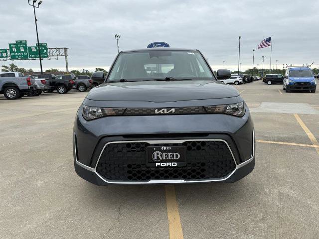 Used 2025 Kia Soul LX w/ LX Technology Package FWD image 3
