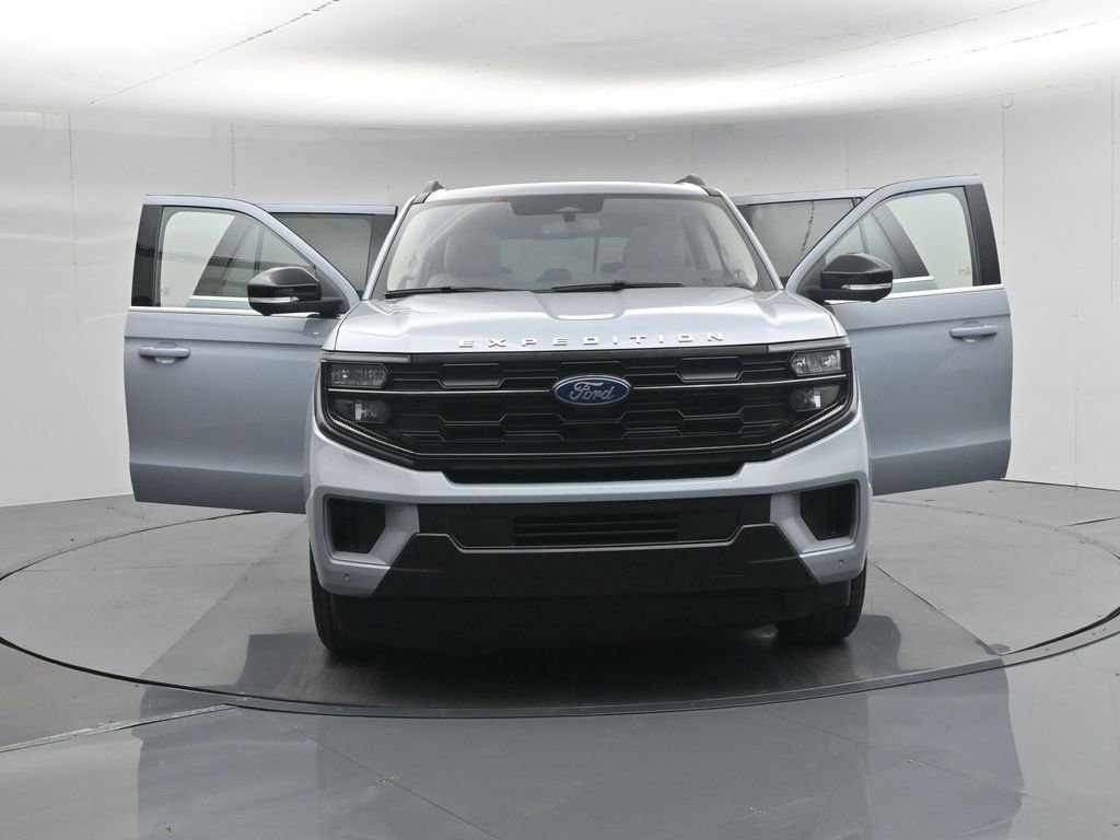 Certified 2025 Ford Expedition Active AWD/4WD image 58