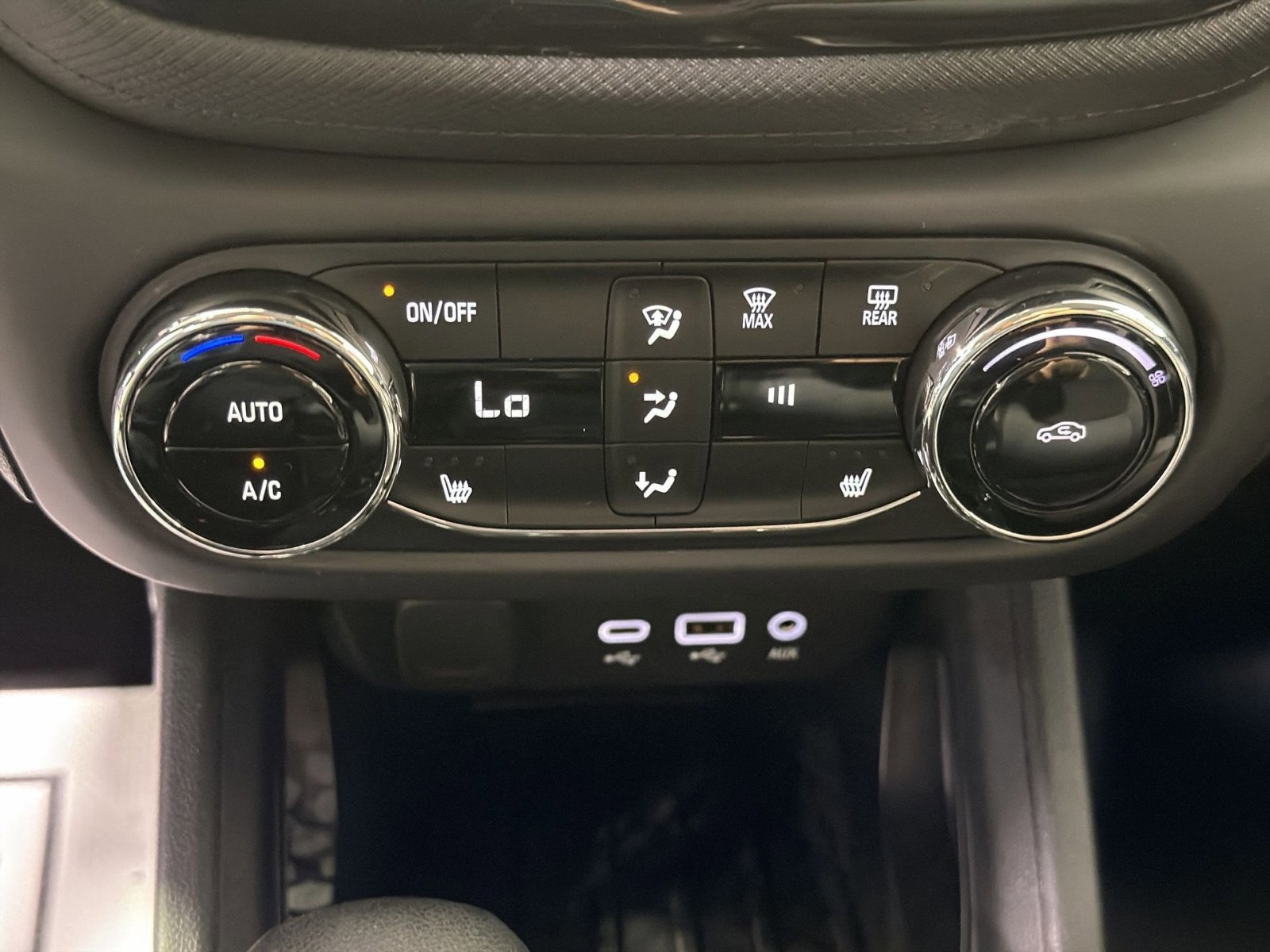 Used 2023 Chevrolet TrailBlazer LT w/ Convenience Package image 30