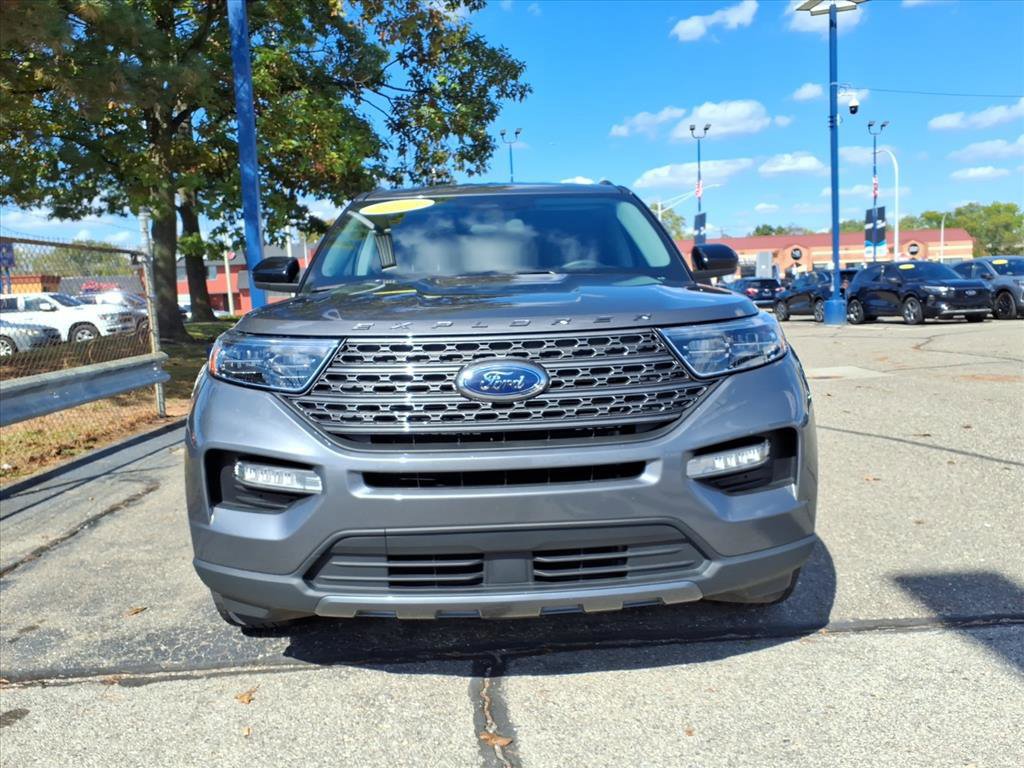Certified 2023 Ford Explorer XLT w/ Equipment Group 202A image 6