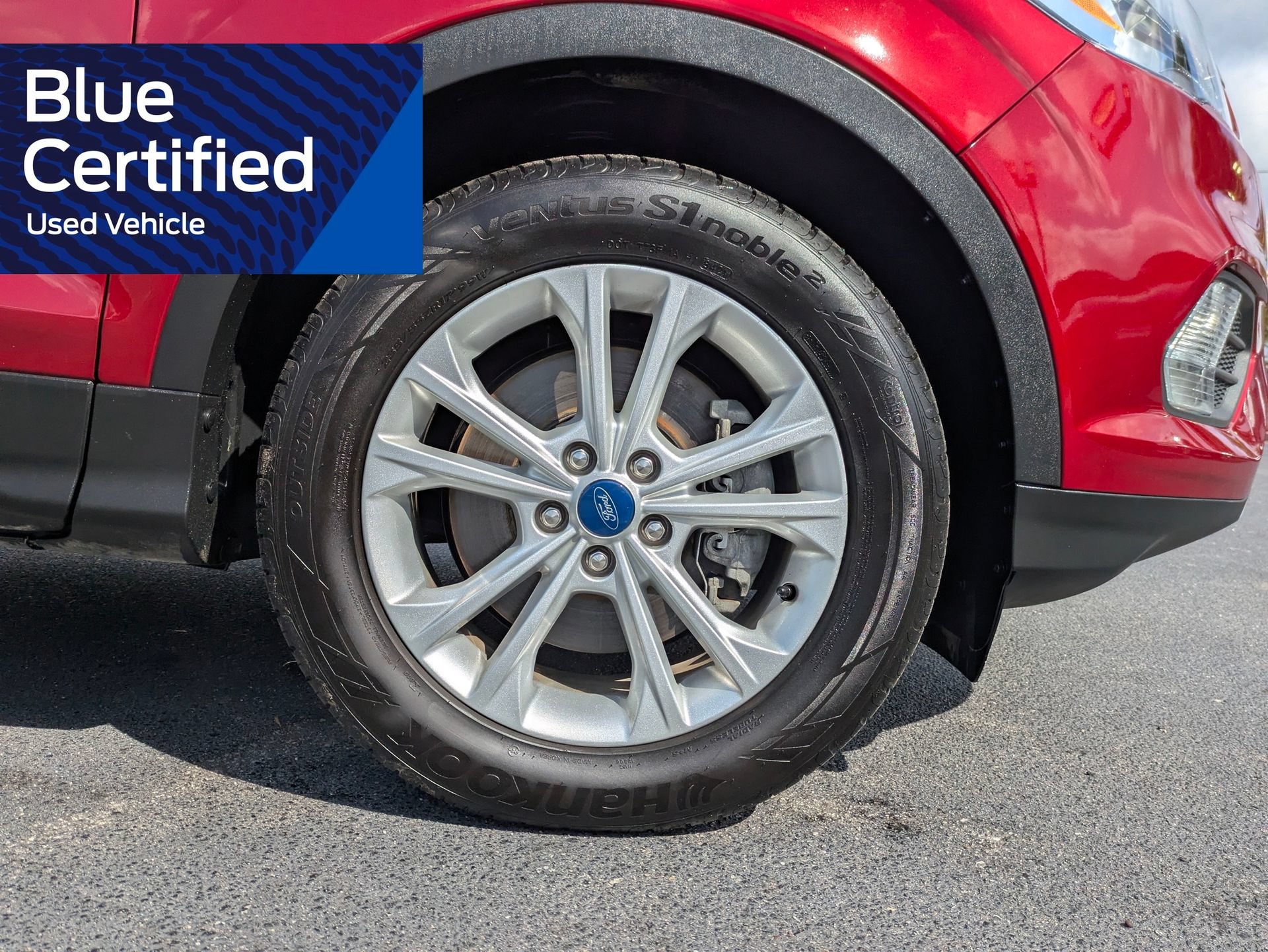 Certified 2019 Ford Escape SEL AWD/4WD image 13