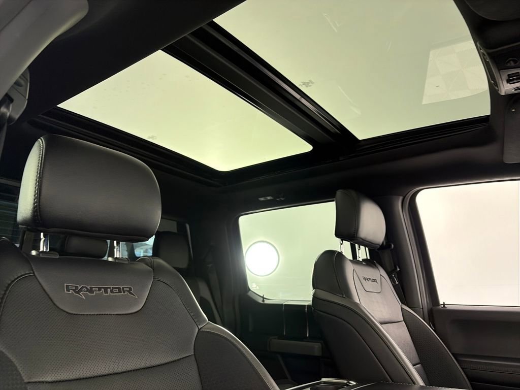 Certified 2020 Ford F150 Raptor w/ Equipment Group 802A Luxury image 33