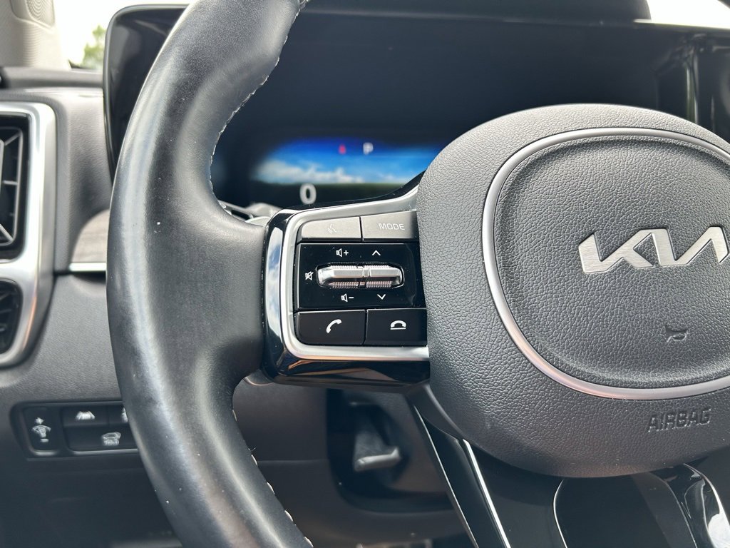 Used 2022 Kia Sorento SX Prestige image 6