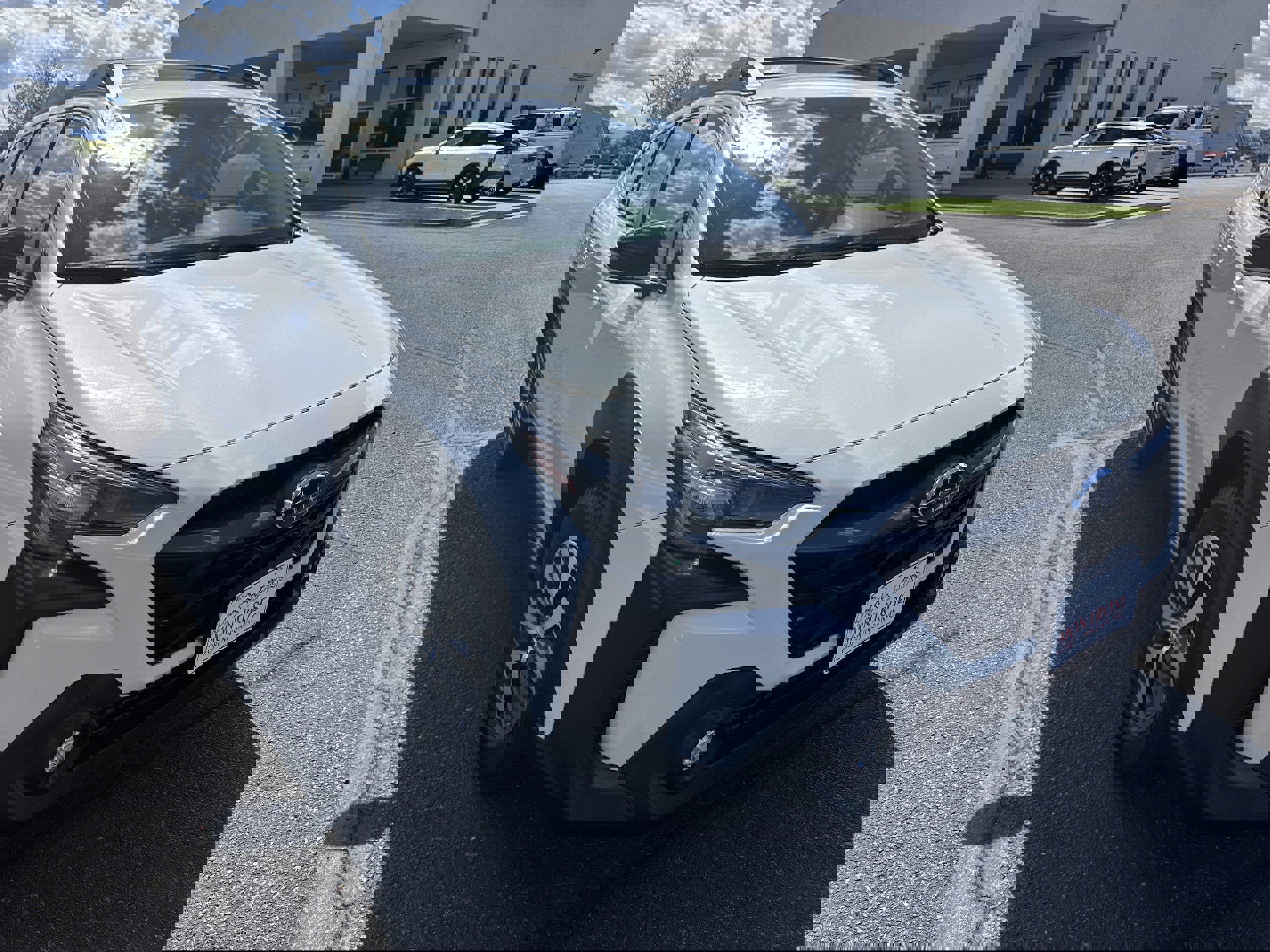 Used 2023 Subaru Outback Premium image 7