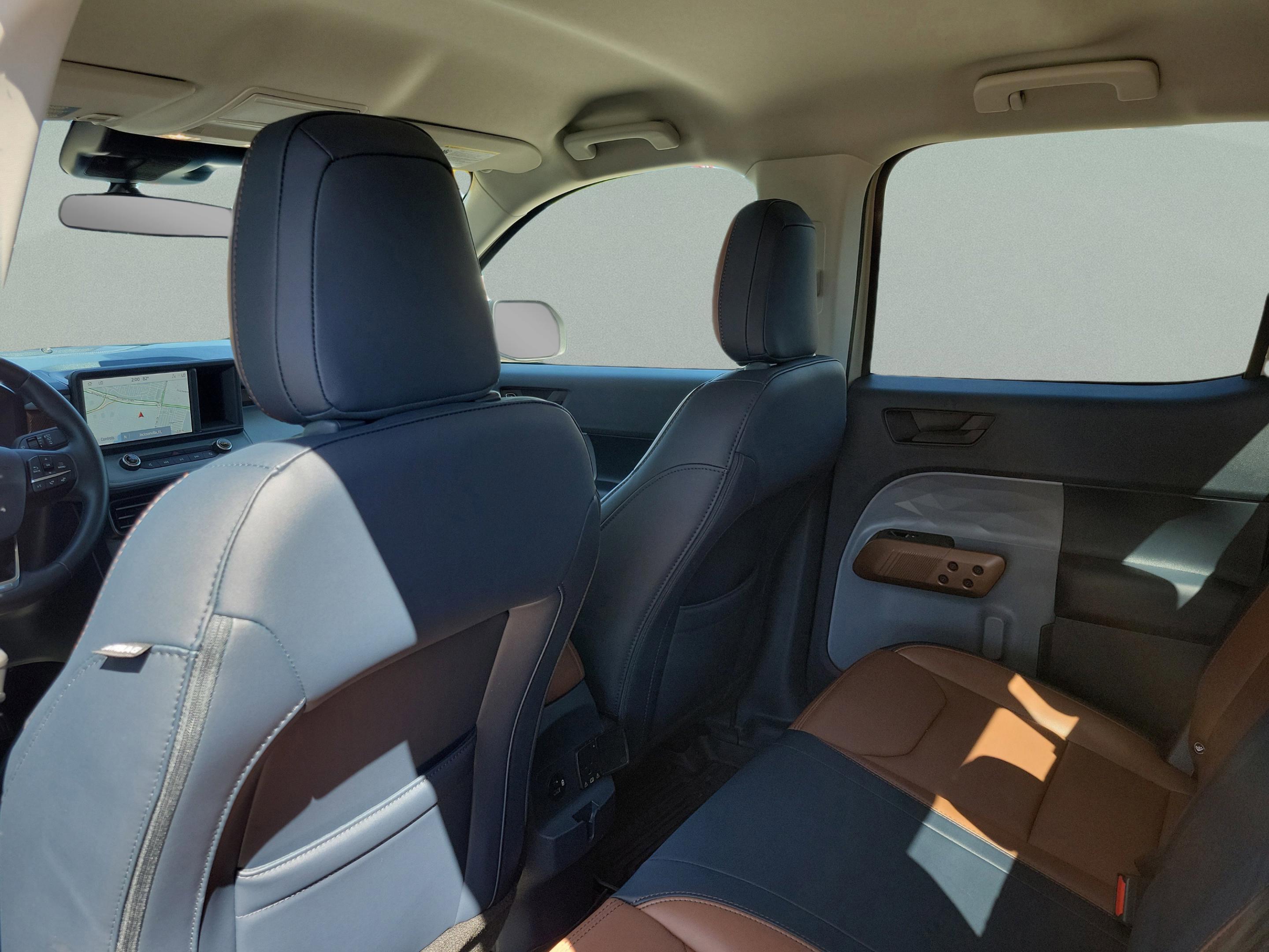 Certified 2024 Ford Maverick Lariat image 20