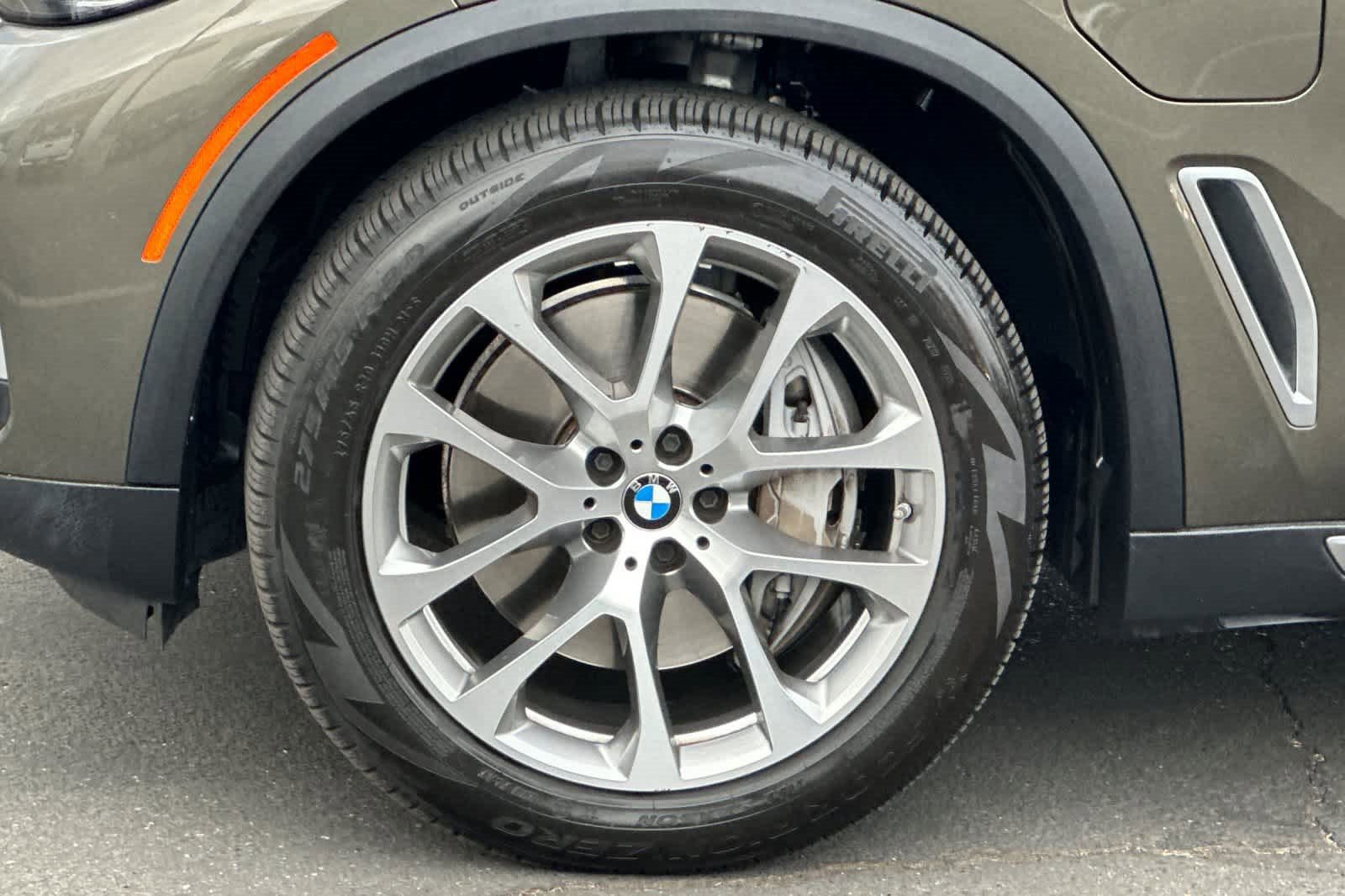 Used 2021 BMW X5 xDrive45e w/ Convenience Package image 27