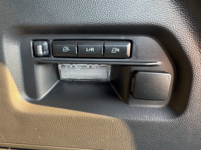 Certified 2025 Ford Explorer ST-Line w/ Premium Package RWD image 20