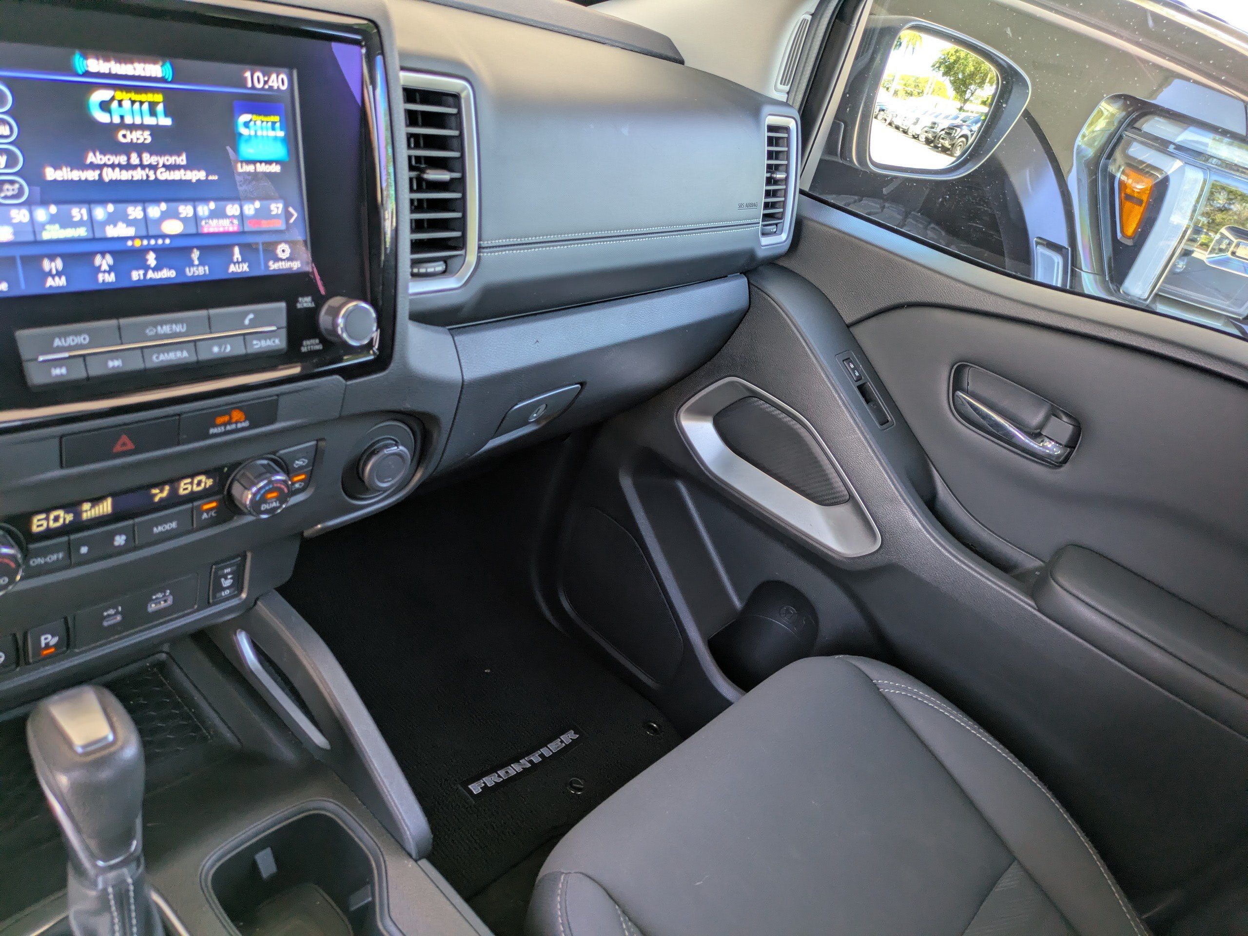 Used 2023 Nissan Frontier SV w/ SV Convenience Package RWD image 17