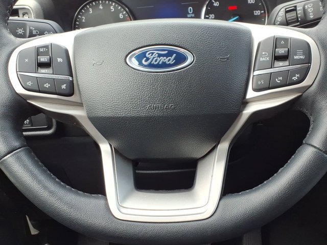 Certified 2024 Ford Explorer XLT w/ Equipment Group 202A AWD/4WD image 10