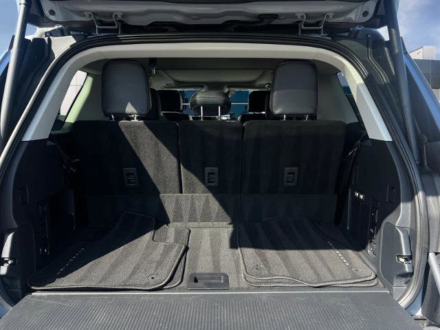 Certified 2025 Ford Expedition Platinum w/ Driver's Package AWD/4WD image 19