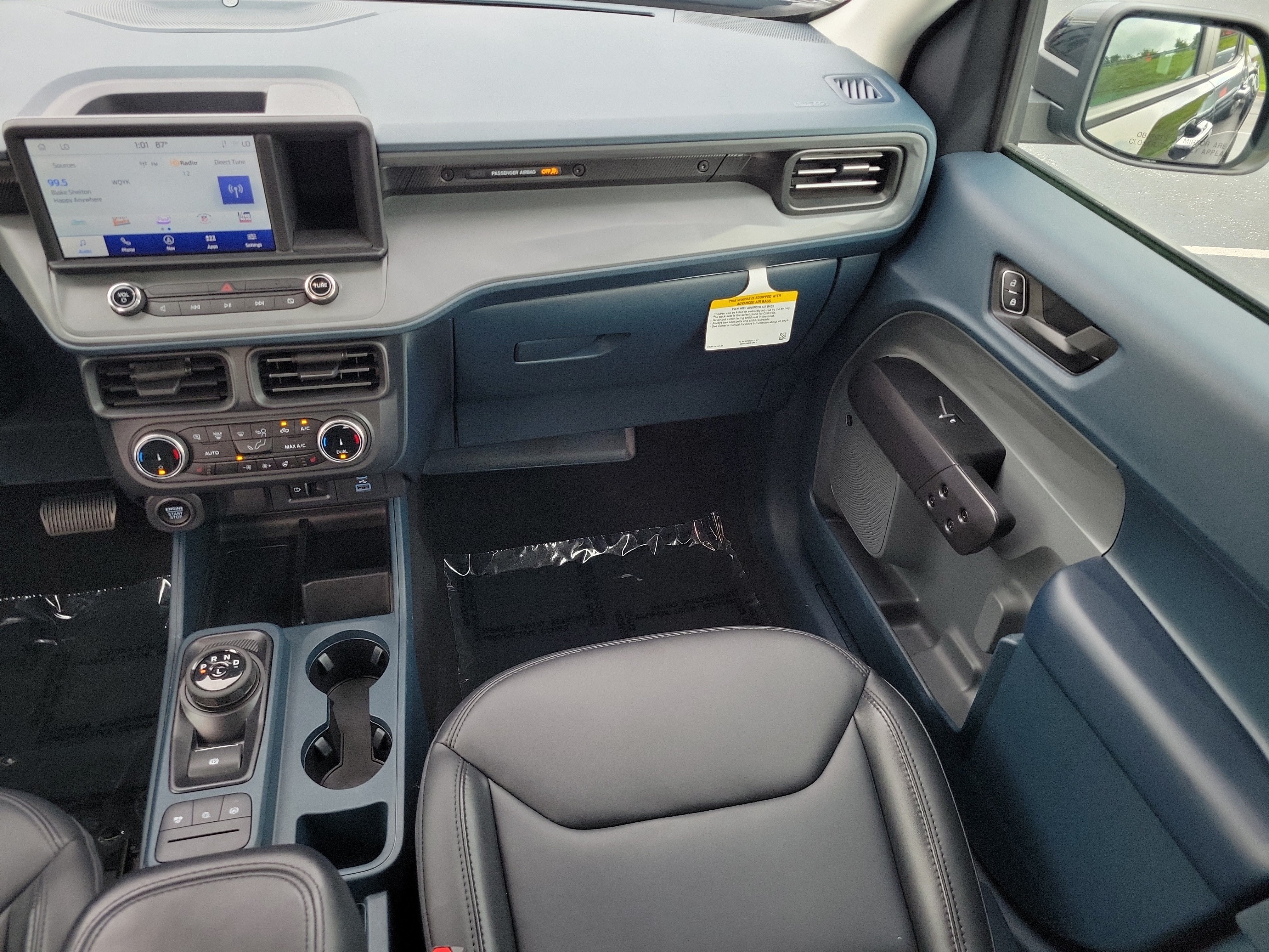 Certified 2024 Ford Maverick Lariat w/ Black Appearance Package FWD image 13