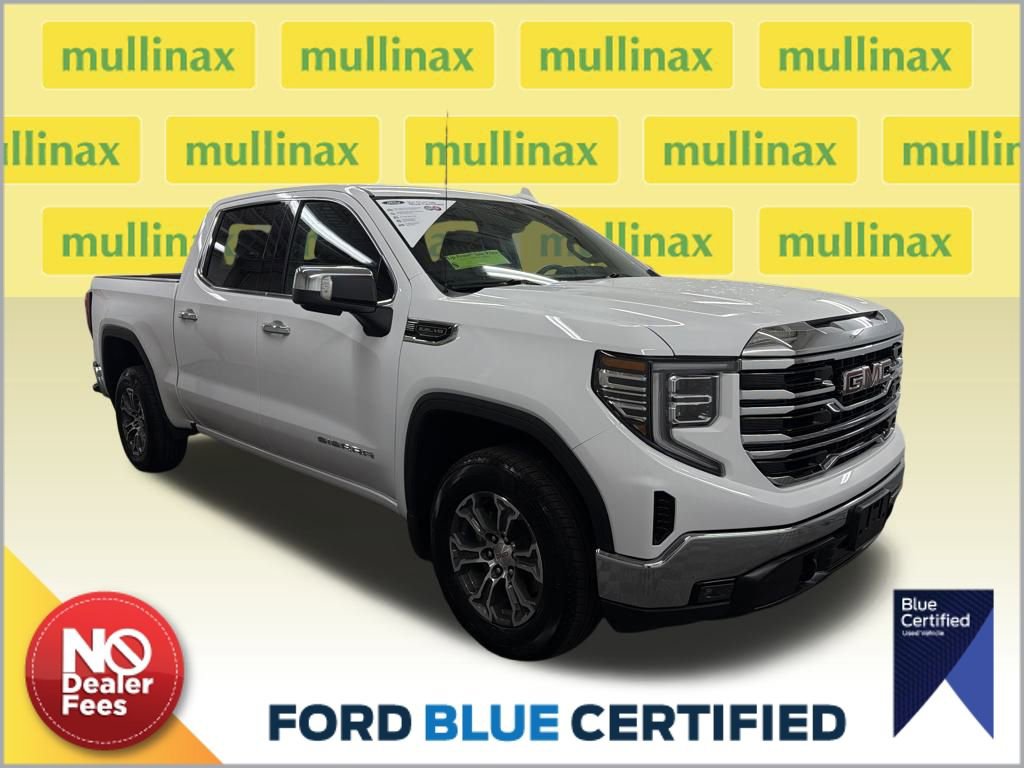 Used 2025 GMC Sierra 1500 SLT image 1