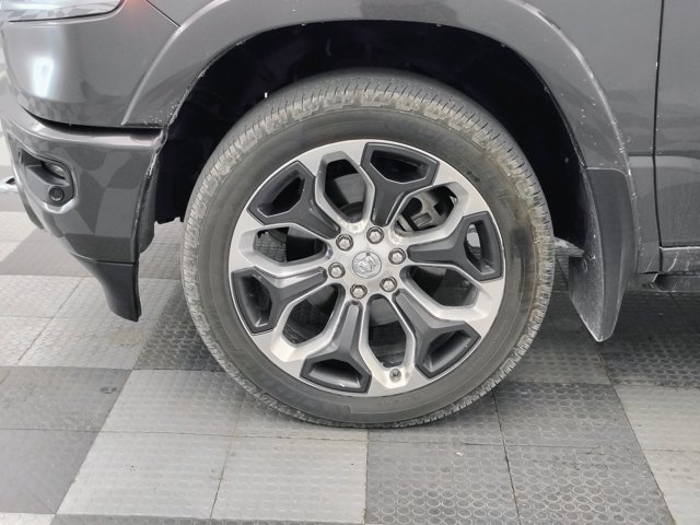 Used 2022 RAM 1500 Limited w/ Body Color Bumper Group AWD/4WD image 8