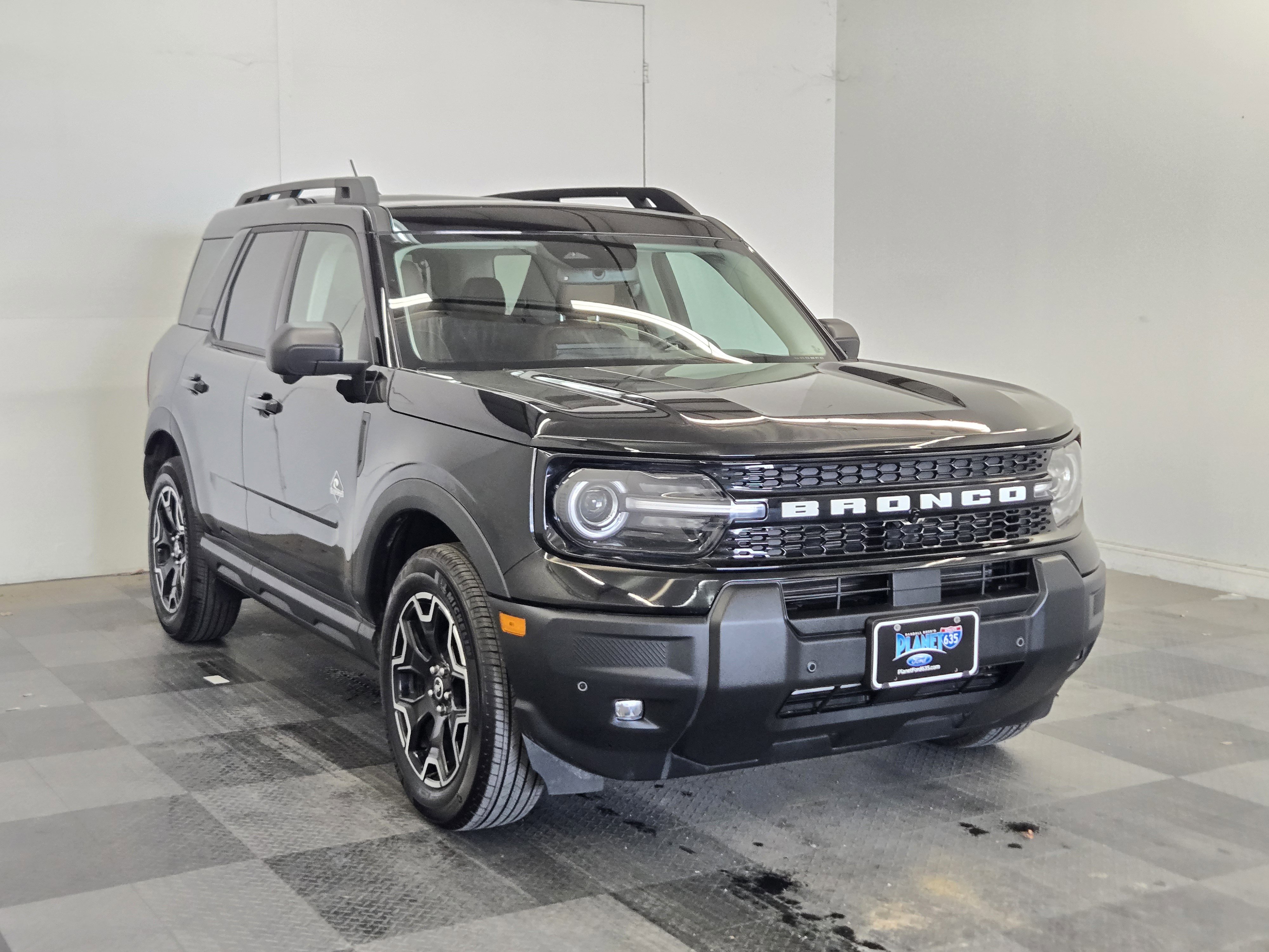 Certified 2025 Ford Bronco Sport Outer Banks w/ Outer Banks Tech Package+ video 2