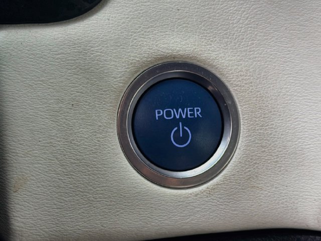 Used 2022 Toyota Tundra Capstone AWD/4WD image 37