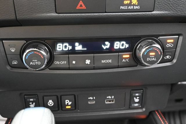 Used 2023 Nissan Frontier PRO-4X w/ Pro Convenience Package AWD/4WD image 23