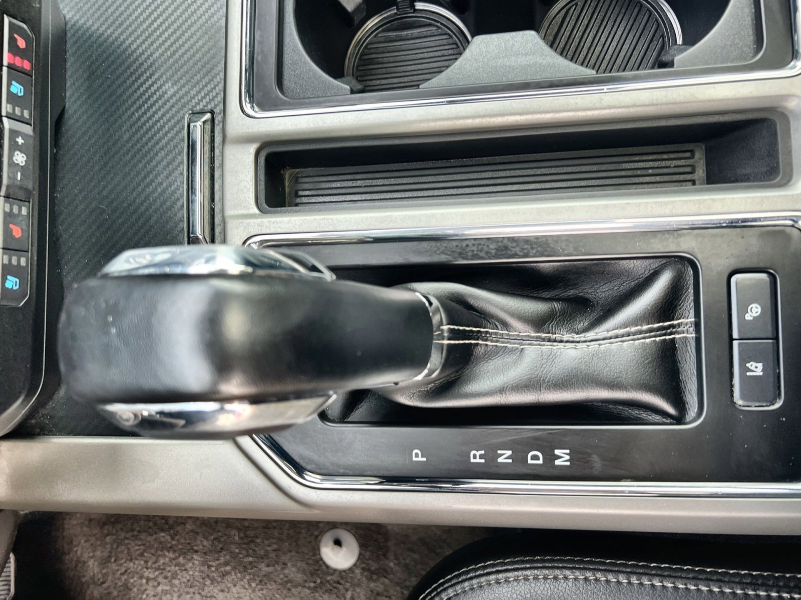 Certified 2020 Ford F150 Lariat w/ Equipment Group 502A Luxury image 21