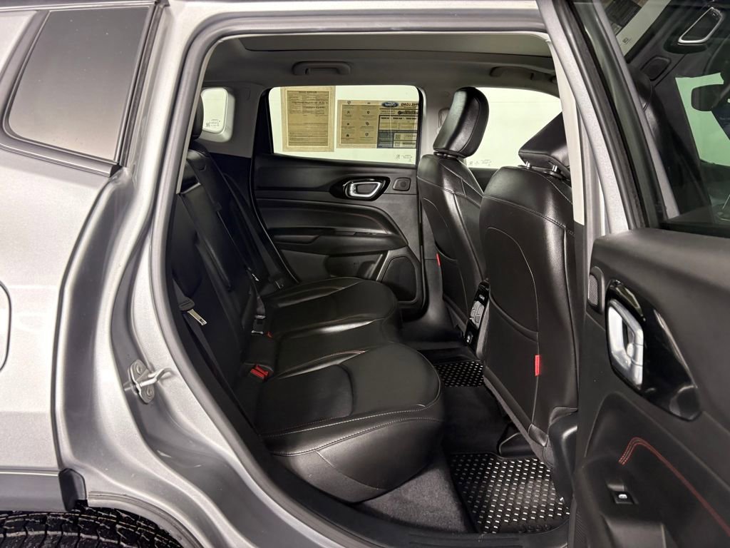 Used 2022 Jeep Compass Trailhawk w/ Sun and Sound Group image 33