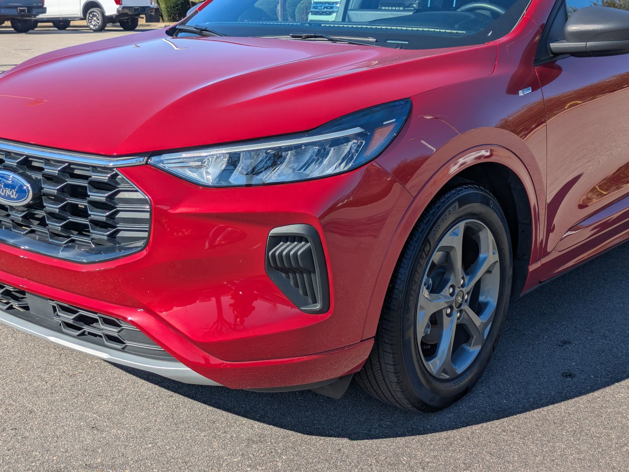 Certified 2023 Ford Escape ST-Line image 2