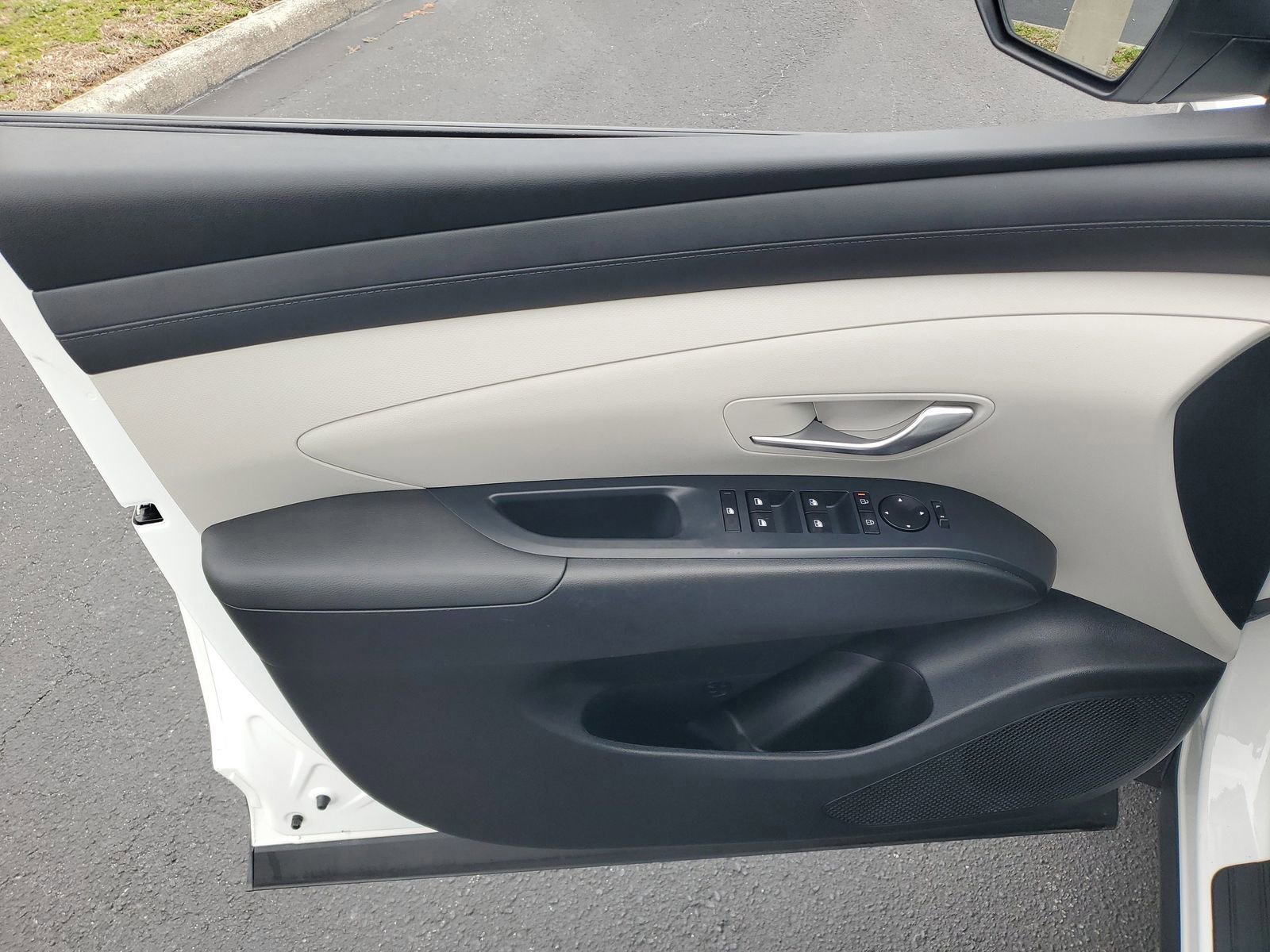 Used 2025 Hyundai Tucson SEL image 14