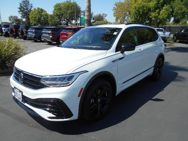 Used 2024 Volkswagen Tiguan SE R-Line AWD/4WD video 1