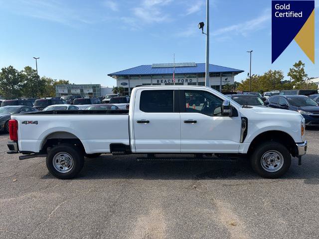 Certified 2025 Ford F250 XL w/ XL Chrome Package AWD/4WD image 4