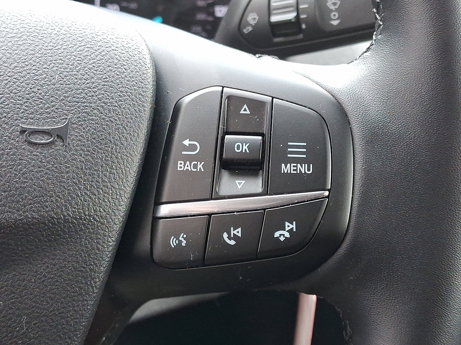 Certified 2024 Ford Maverick XLT w/ XLT Luxury Package image 25