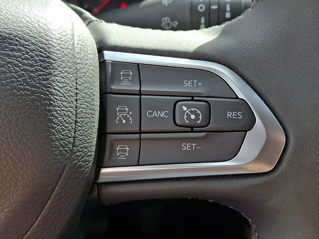 Used 2023 Jeep Compass Limited AWD/4WD image 23