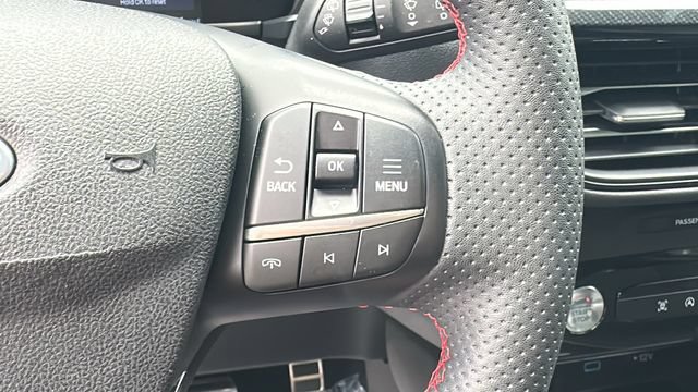 Certified 2023 Ford Escape ST-Line w/ Tech Pack #1 FWD image 25