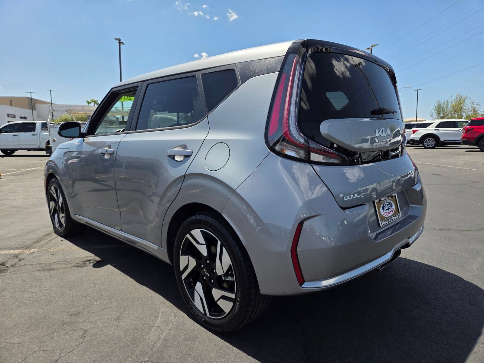 Used 2023 Kia Soul GT-Line w/ GT-Line Technology Package FWD image 4