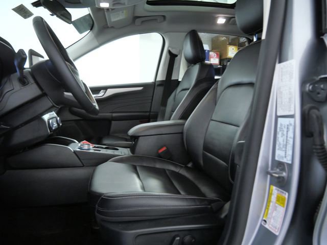 Certified 2022 Ford Escape SEL w/ Technology Package image 16