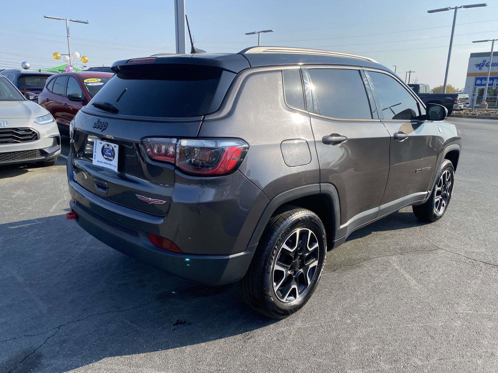 Used 2021 Jeep Compass Trailhawk AWD/4WD image 7
