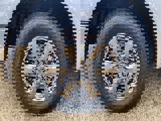 Certified 2019 Ford F150 Lariat w/ Equipment Group 502A Luxury image 45