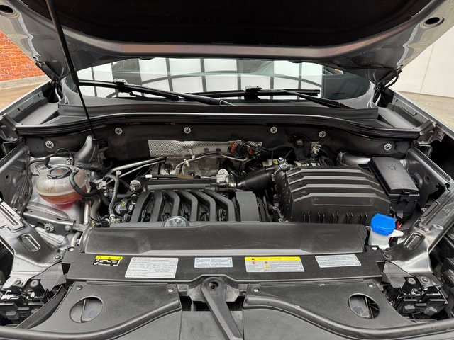 Used 2021 Volkswagen Atlas Cross Sport SEL Premium image 27