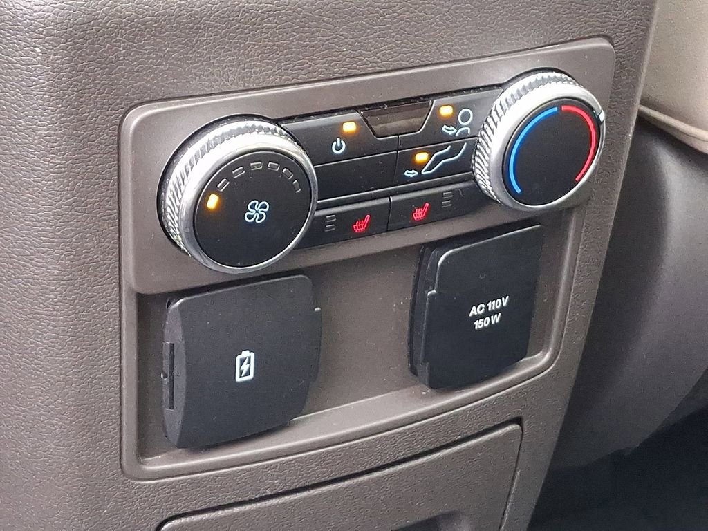 Certified 2023 Ford Explorer Platinum w/ Technology Package image 11