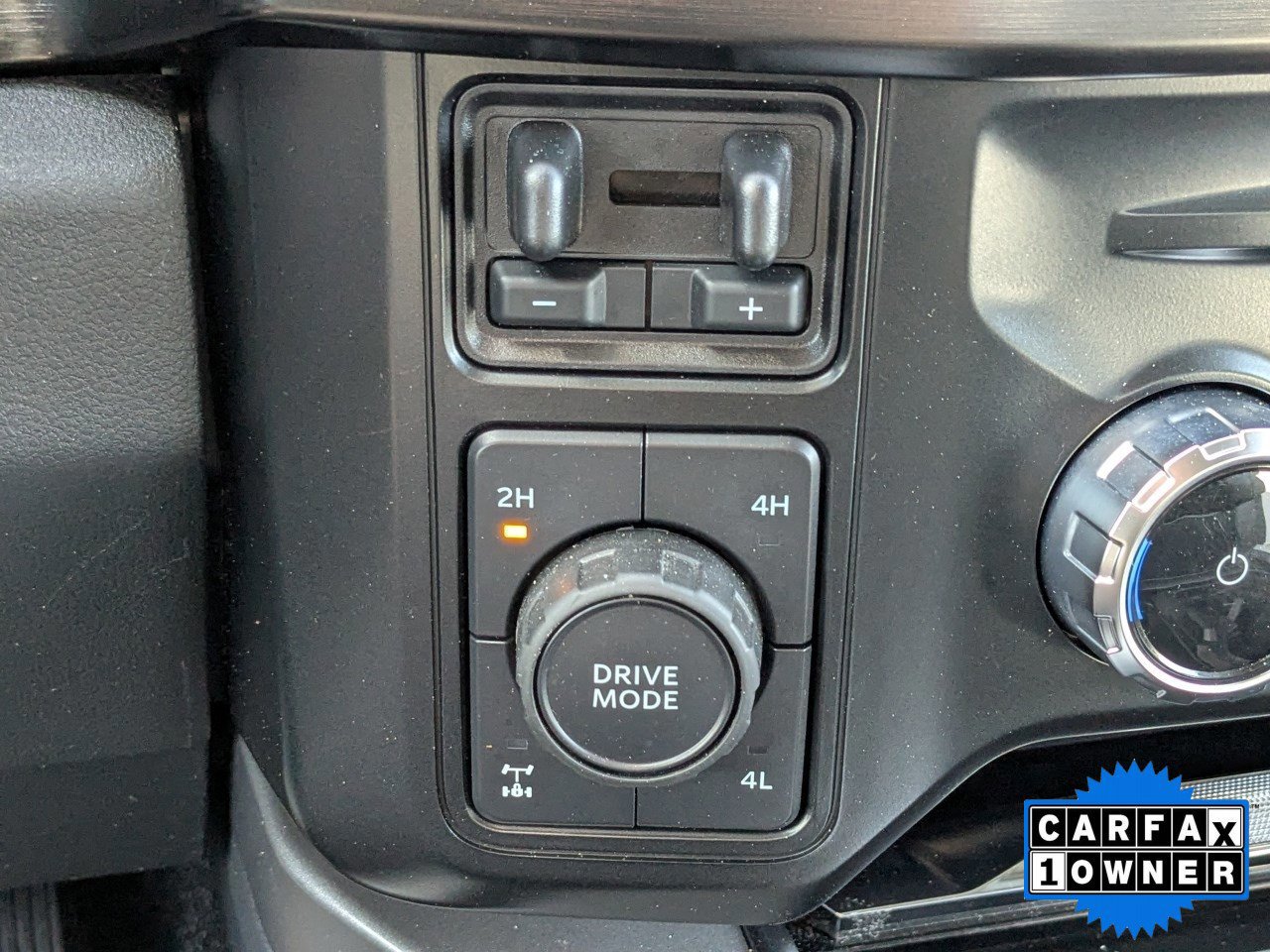 Certified 2023 Ford F350 Lariat w/ Lariat Ultimate Package image 28