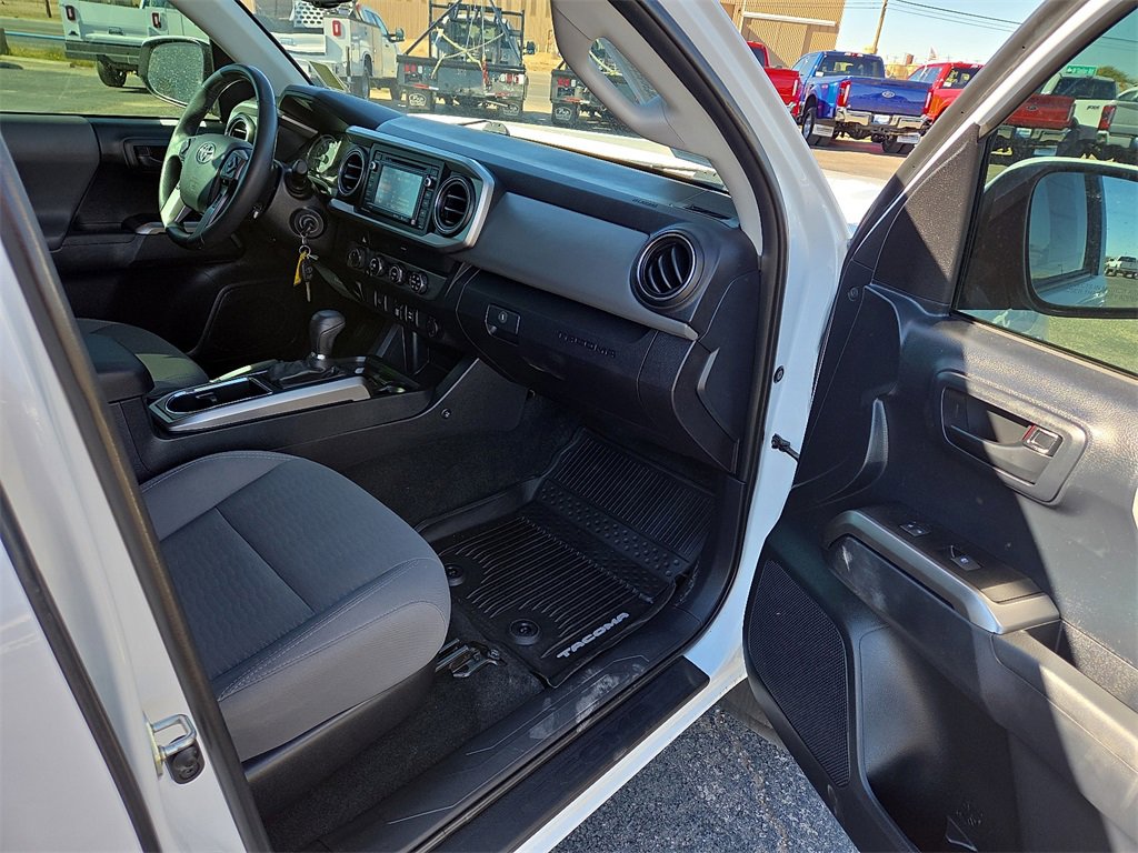 Used 2019 Toyota Tacoma SR5 image 12