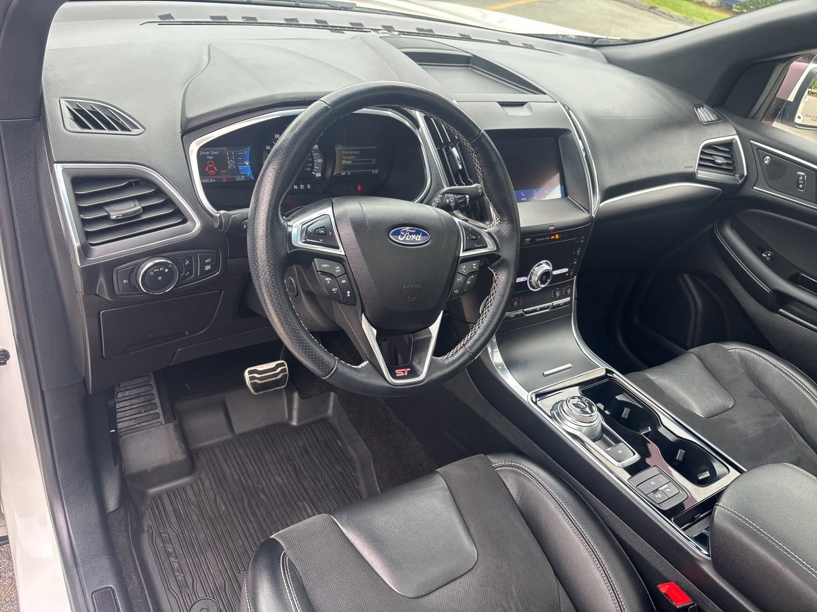 Certified 2020 Ford Edge ST w/ Equipment Group 401A AWD/4WD image 16