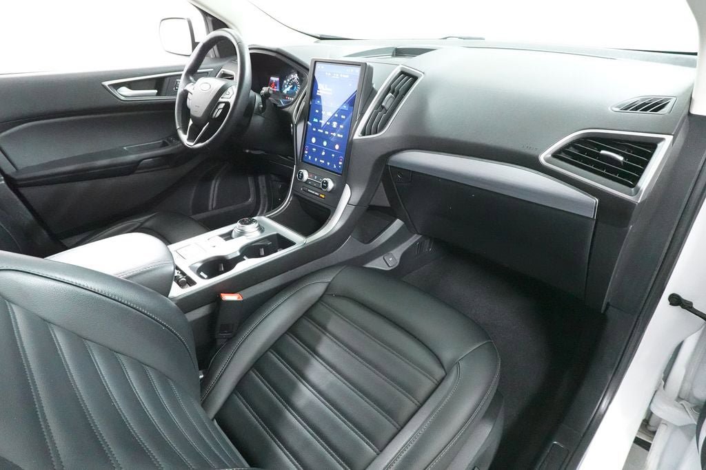 Certified 2022 Ford Edge SEL w/ Convenience Package AWD/4WD image 32