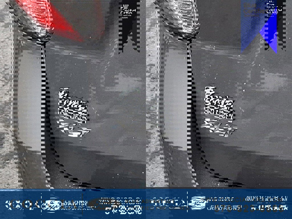 Certified 2022 Ford Explorer XLT w/ Equipment Group 202A image 31